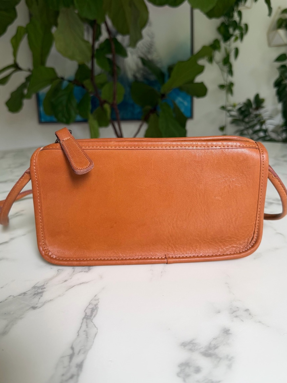 Coach Vintage NYC Zippered Pouch 9965 British Tan Leather Crossbody Shoulder Bag